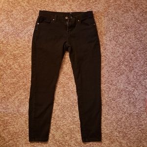 Black skinny jeans